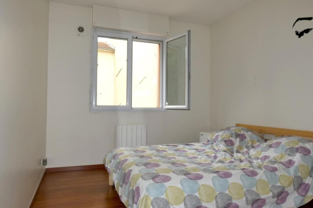 Appartement F3, 2 Chambres Ivry-sur-Seine Exterior foto
